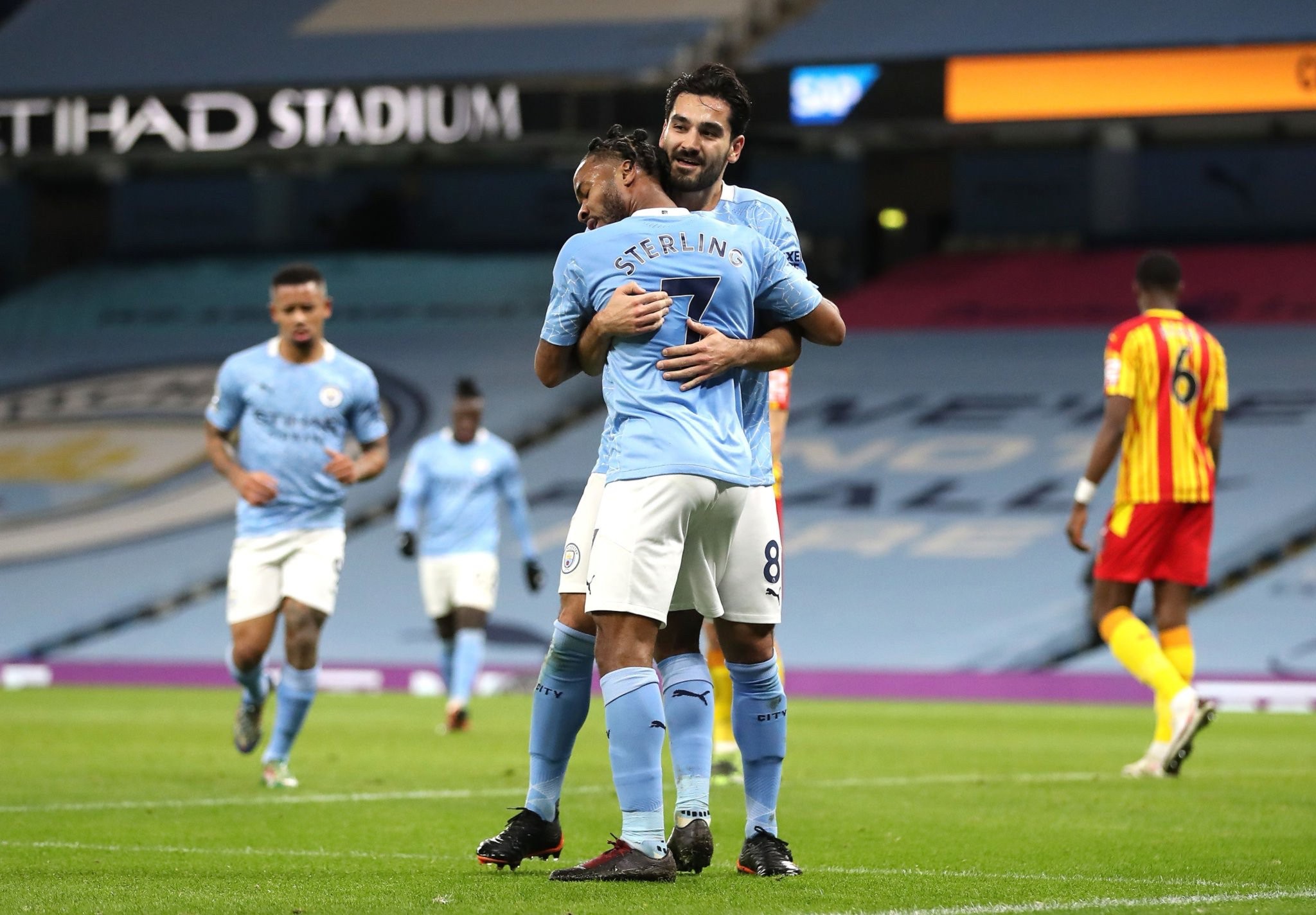 他的速度和 他的速度和